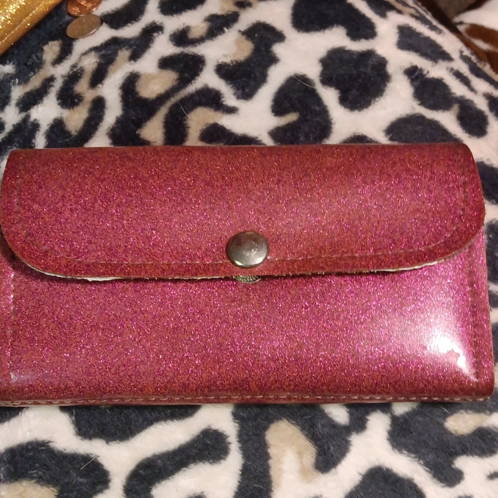 Vintage Trophy Queen Wallet